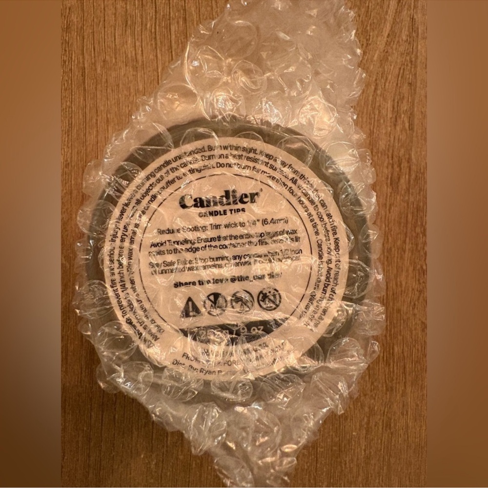 Candier Seasonal Happy Falladays Candle All Natural Soy Fall Candle BRAND NEW - Picture 8 of 9